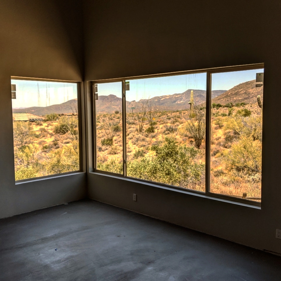 Arizona Window and Door in Scottsdale and Tucson showing large windows in corner of house