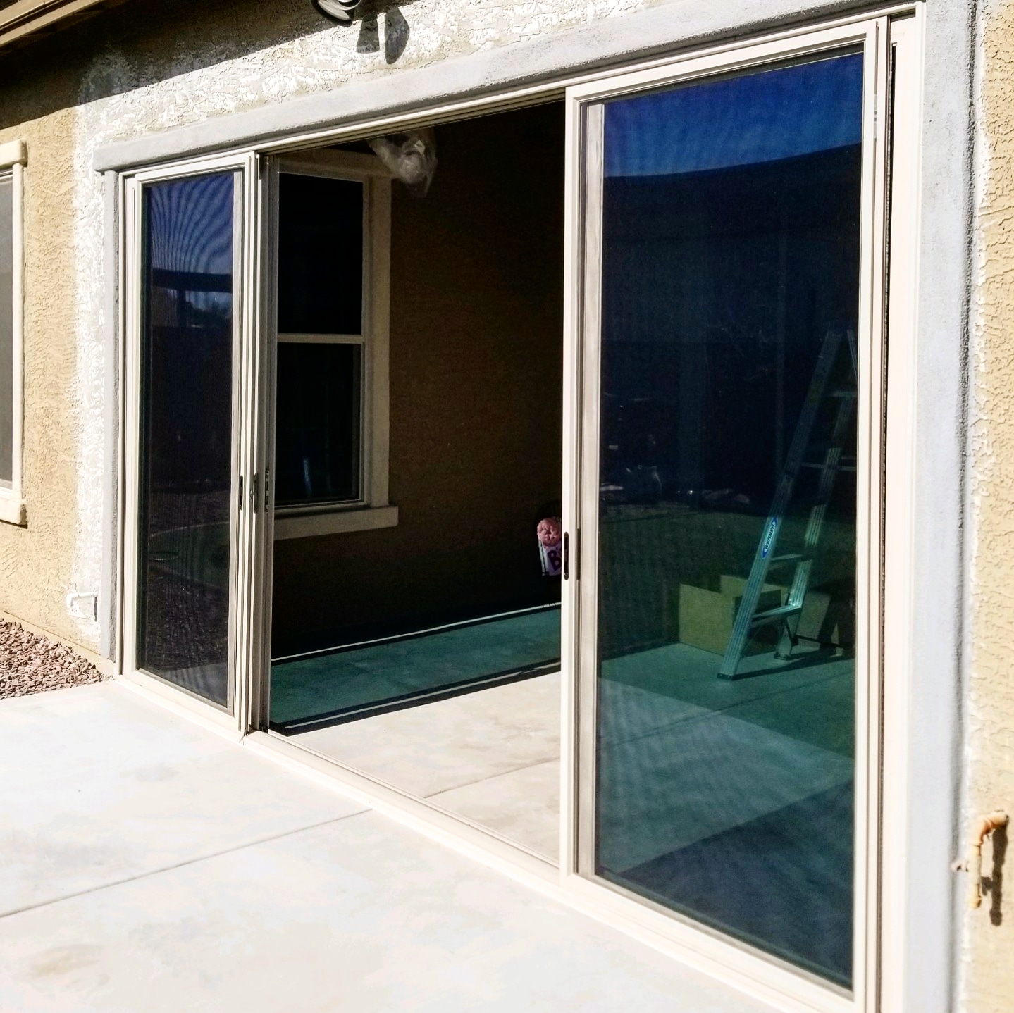 Arizona Window and Door in Scottsdale and Tucson showing back sliding door of home